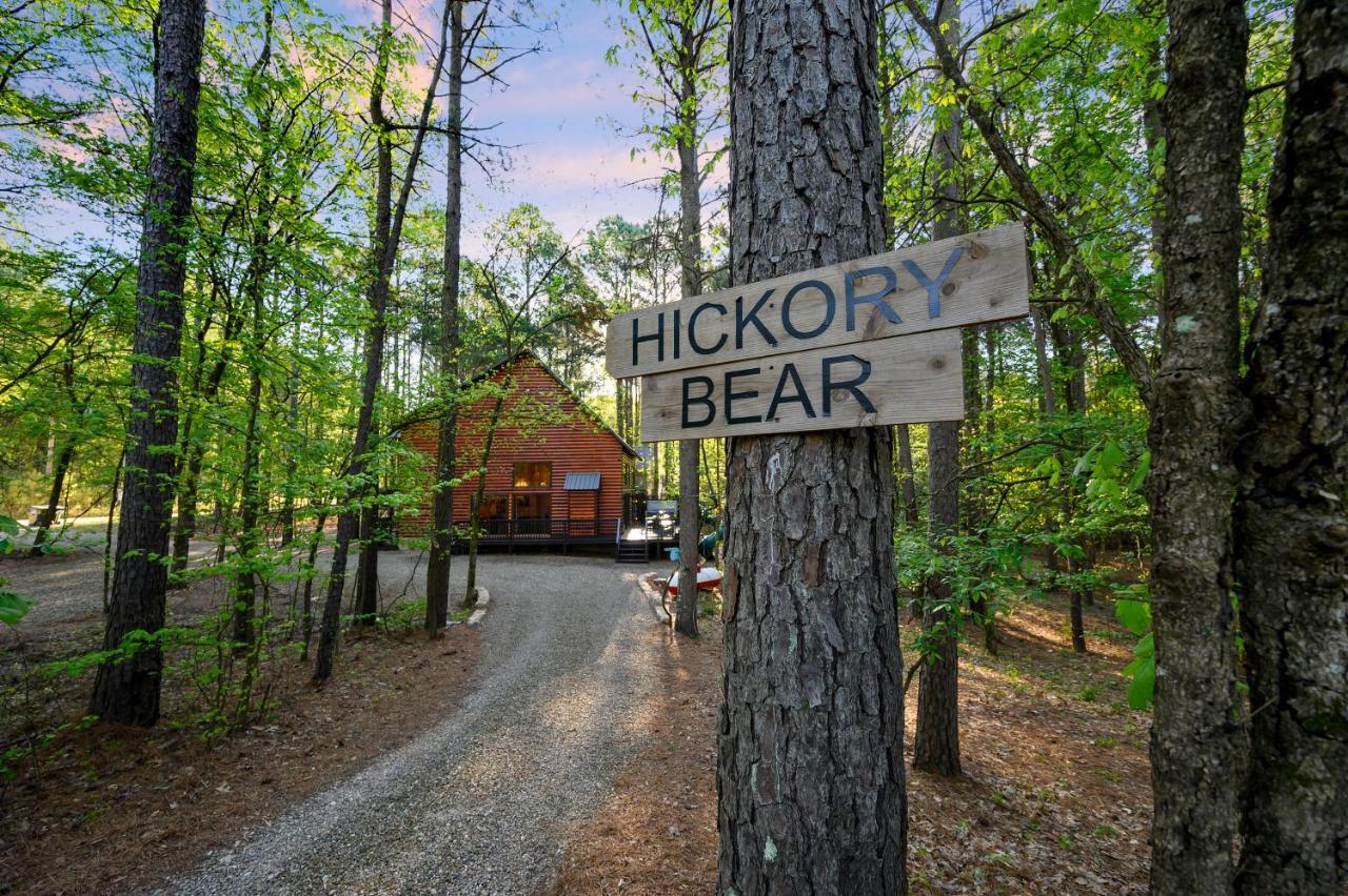 Hickory Bear - Cabin Surrounded By Pines, Sleeps 10, Hot Tub, Fire Pit, Arcade, Foosball Table & Deck Slide Broken Bow Kültér fotó